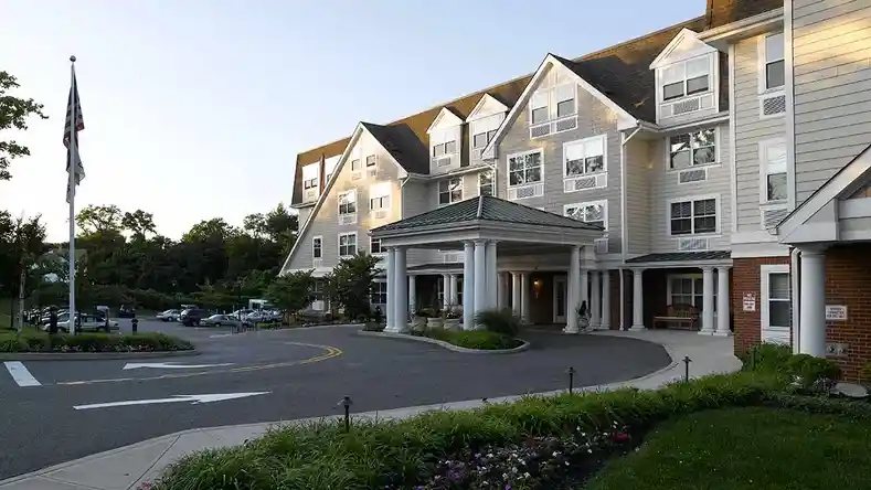 Atria Tanglewood in Lynbrook, NY - Overview and further information